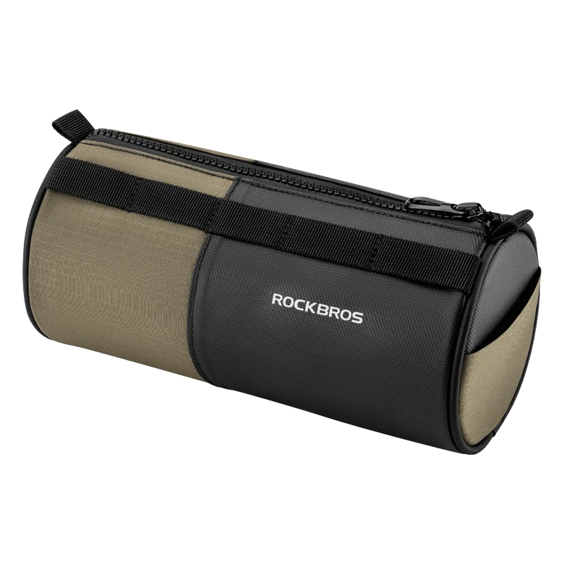 Sacoche de guidon ROCKBROS 1,7L kaki/noir — vue produit 3/4 sur fond gris, coloris W007, structure cylindrique rigide, zip sur le dessus et sangle velcro centrale