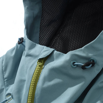 Zoom col et capuche veste Light Green (vue alternative) — zip jaune, cordon, doublure maille intérieure