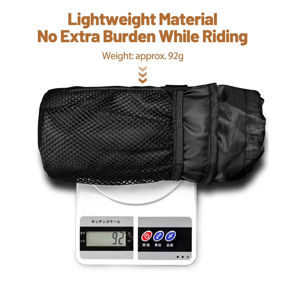 Sacoche NEWBOLER posée sur une balance affichant 92 g — mise en avant du poids léger (Lightweight Material)