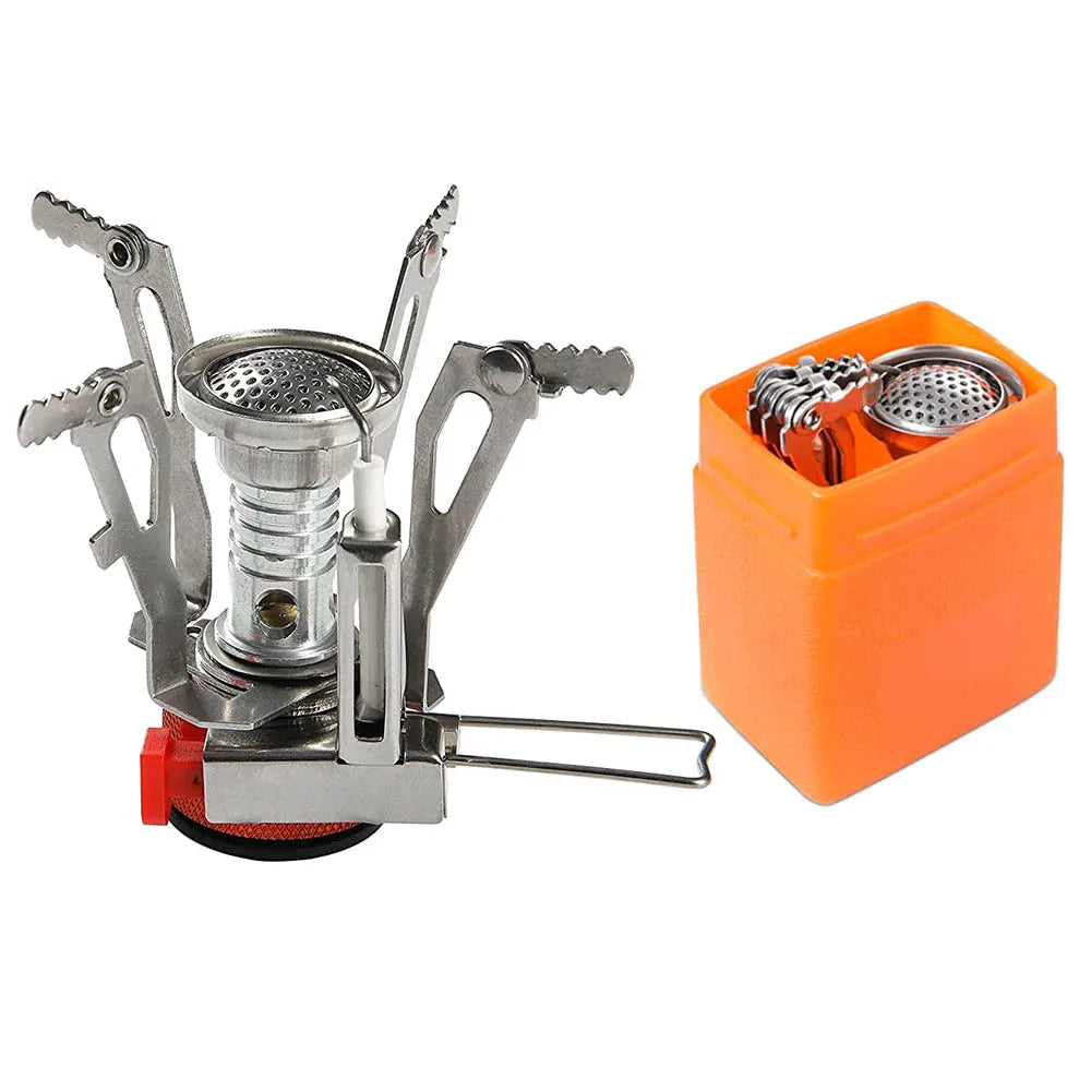 Réchaud à gaz aluminium argenté déployé avec boîtier de transport plastique orange — fond noir
