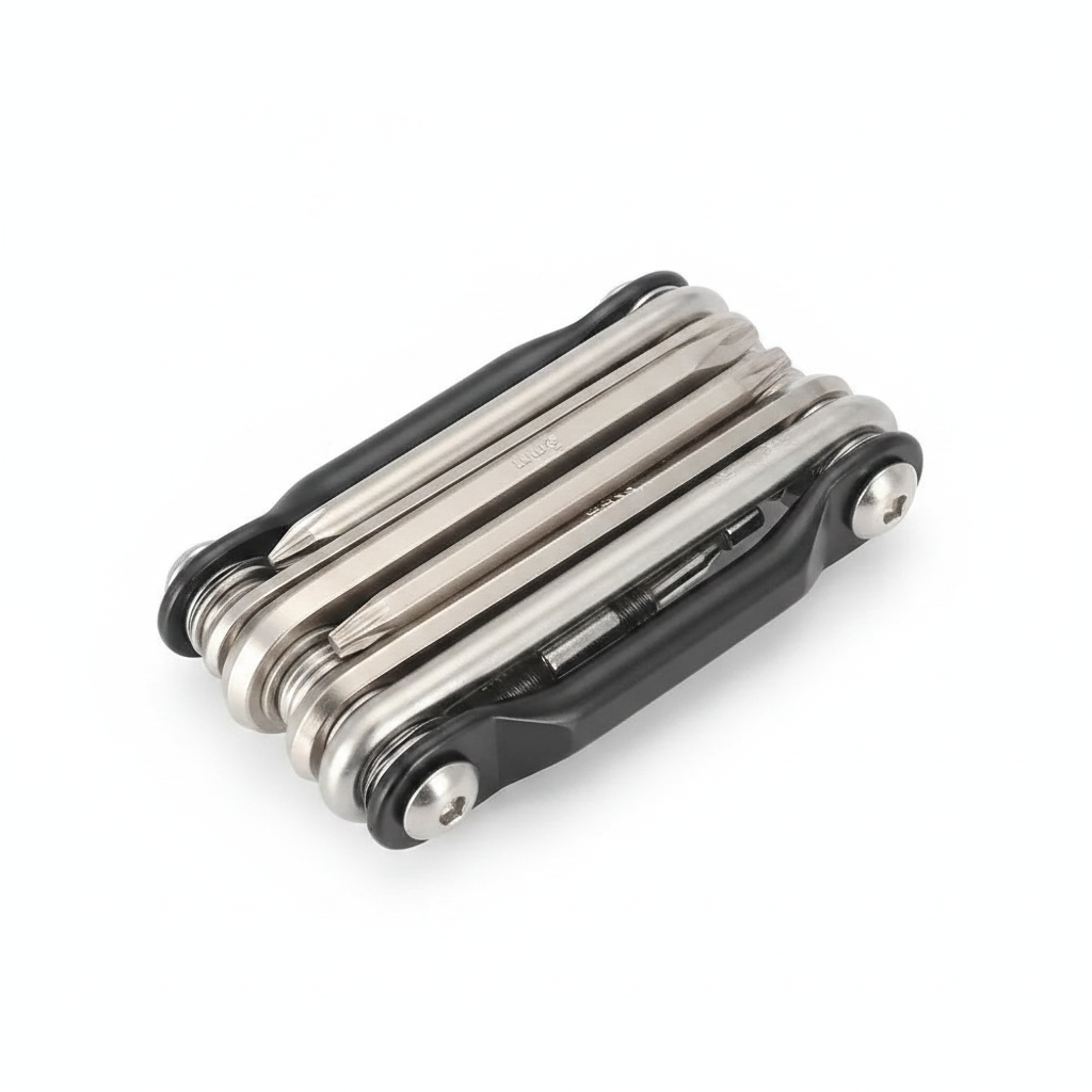 Outil multifonction vélo 11-en-1 noir, position fermée — vue studio